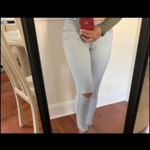 Levi’s light blue jeans size 26